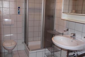 Koupelna v ubytování Haus Puit Mandarfen Pitztal