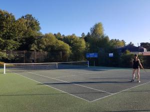 Tiện nghi tennis/bóng quần (squash) tại Camping du Lac