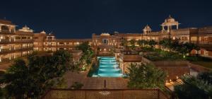 Six Senses Fort Barwara Sawai Madhopur内部或周边的泳池