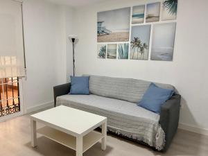 LAS ARENAS DE LA CARIHUELA, Torremolinos – Bijgewerkte ...