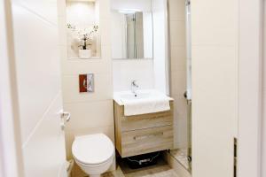 Ένα μπάνιο στο Haus am See Luxury HS 947 +39 φωτογραφίες