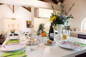 Nápoje v ubytovaní Villa Avoca