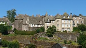 The building in which the holiday home is located