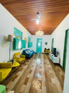TV a/nebo společenská místnost v ubytování Casa com Piscina