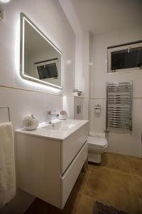 A bathroom at Mokka Best Apartments