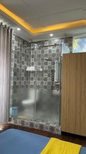 Phòng tắm tại Sampan House