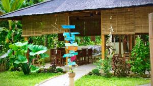 גינה חיצונית ב-Camotes-Hidden-Huts
