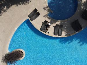 Изглед към басейн в Apollo Spa Resort - Ultra All Inclusive - Private Riviera Beach или наблизо