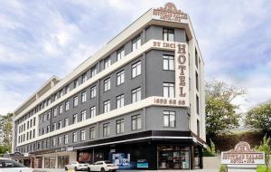 Das Gebäude in dem sich das Hotel befindet
