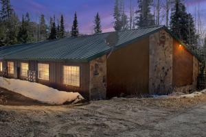 Gallery image of Beautiful Ski-in Ski-out Condo Located On The Eagle Point Resort! condo in Beaver