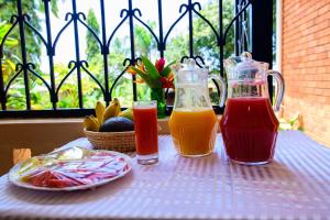 Drykkir á Cycad Entebbe Guest House