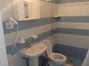 Ένα μπάνιο στο Hotel Asteria