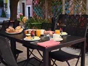 Menjar al bed and breakfast o a prop
