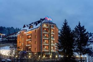 Alpin Hotel зимой