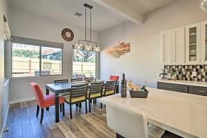 Ảnh trong thư viện ảnh của Tranquil Sedona Home with Fireplace and Hot Tub! ở Sedona +24 ảnh