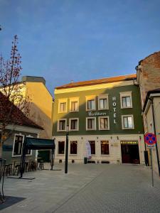 Hoone, kus hotell asub
