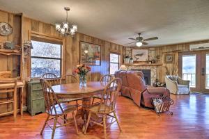 Franklin Family Home with 2 Decks and Fire Pit!