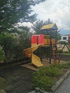 Herní místnost nebo prostor pro děti v ubytování Landcafe Auszeit + 16 fotografií