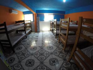 Двох'ярусне ліжко або двоярусні ліжка в номері Flor Da Ilha