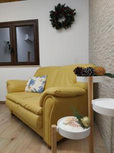 A seating area at Terrazza del Golfo