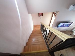 TV a/nebo společenská místnost v ubytování Rooms Delux Sarajevo