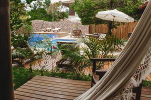 A piscina localizada em Pousada Villa Bella ou nos arredores
