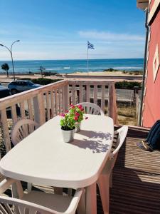 Gallery image of Grand appartement 1ch vue Océan in Soulac-sur-Mer