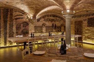 Reštaurácia alebo iné gastronomické zariadenie v ubytovaní Agriturismo Alba Del Borgo