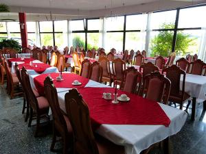 Restaurace v ubytování WEST Hotel an der Sächsischen Weinstrasse