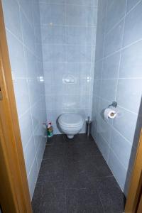 Koupelna v ubytování Huize Oesjoe + 15 fotografií