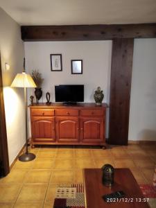 TV/trung tâm giải trí tại Casa Rural Lahuerta