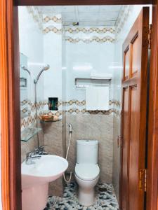 Ванна кімната в De Vuong 2