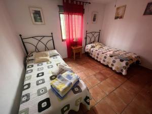 Foto da galeria de 5 bedrooms villa with private pool enclosed garden and wifi at Aroche Huelva em Aroche