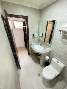 Ванная комната в Hotel Naoz