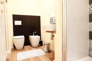 A bathroom at Meuble' 21 di Anna
