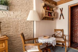 Część wypoczynkowa w obiekcie Górski klimat Apartament