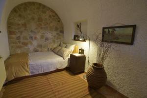 Posteľ alebo postele v izbe v ubytovaní St. John Traditional House