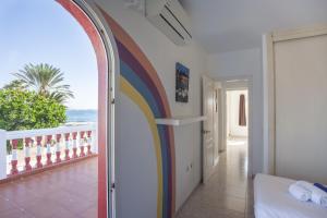 Zdjęcie z galerii obiektu Galera Beach Boutique Art Villas with Private Pools, Free Wifi & BBQ, Corralejo by Amazzzing Travel w Corralejo