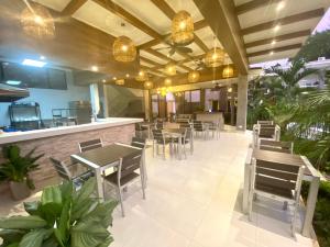 Ресторан / где поесть в Hotel Naoz