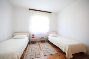 Fotografie z fotogalerie ubytování Apartments Ana v destinaci Petrcane + 54 fotografií