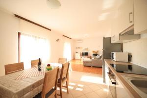 Fotografie z fotogalerie ubytování Apartments Ana v destinaci Petrcane