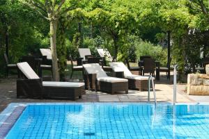 The swimming pool at or close to ibis Hotel Hannover Medical Park