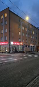 Budova, v ktorej sa apartmán nachádza