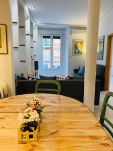 A seating area at Apartments Plaza Mayor