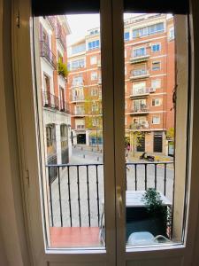 A balcony or terrace at Apartments Plaza Mayor