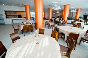 Restauracja lub miejsce do jedzenia w obiekcie Hotel Europa