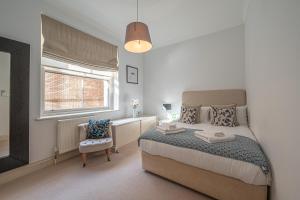 Knightsbridge Luxury 4 Bedroom En Suite Apartment