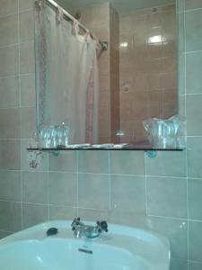 Koupelna v ubytování Hotel Los Nogales