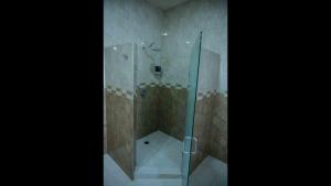 Galería fotográfica de 21 Suite with Jacuzzi a shared pool en Torreón