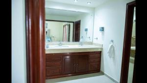 Galería fotográfica de 21 Suite with Jacuzzi a shared pool en Torreón